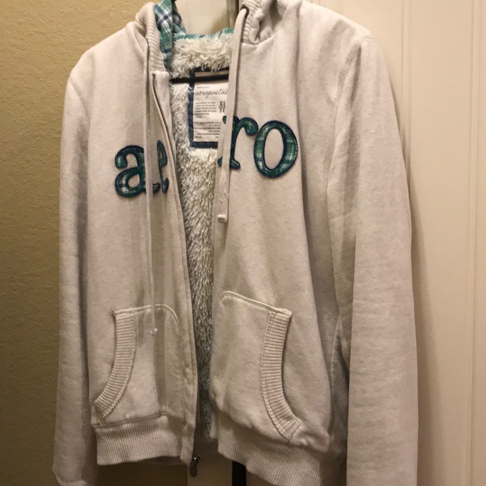 ⭐️ FINAL PRICE ⭐️ Soft Aeropostale zip-up hoodie